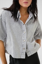 Malo boxy short Shirt light grey wash