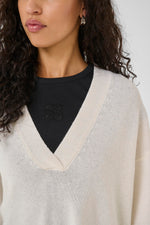 Huxi V-Neck Pullover Snow White
