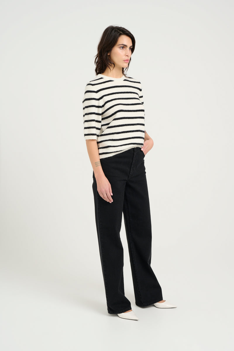 Alpha Strickshirt ivory black striped