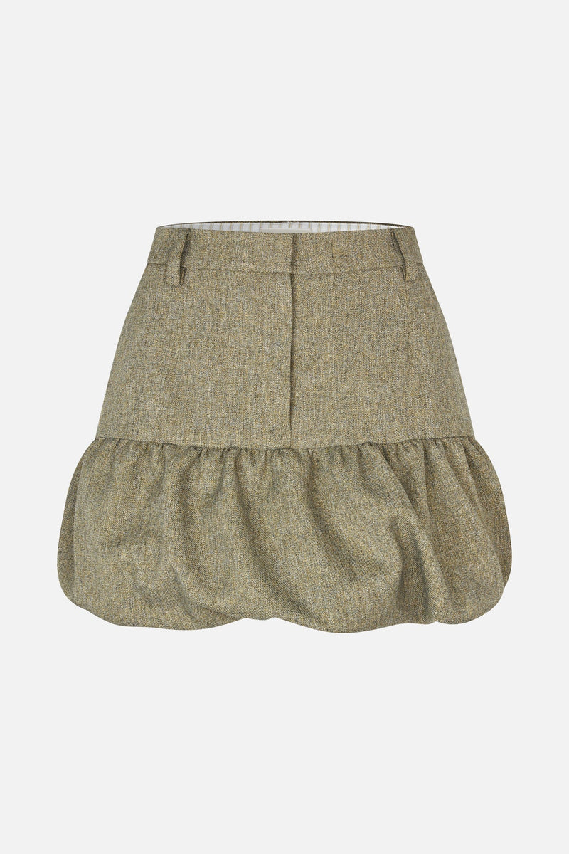Sikita Rock straw yellow tweet
