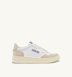 Autry Womens Medalist Sneaker Suede white/pow