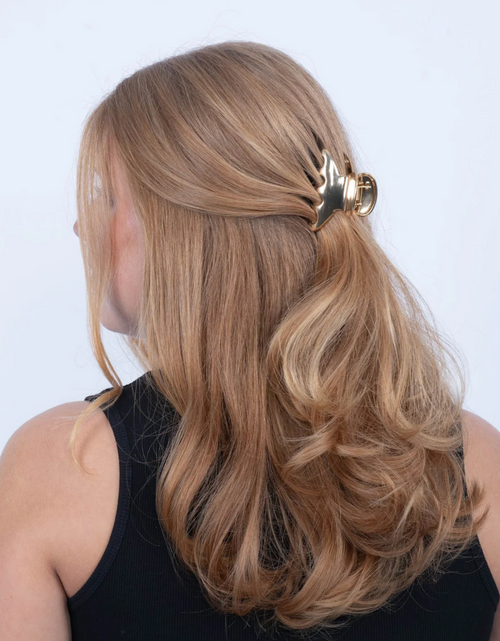 Glossy Hair Claw gold