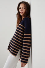 Harris Pullover camel navy stripe