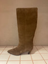 Violet Boots fandango