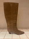 Violet Boots fandango