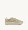 Autry Womens Dallas Sneaker suede/papyrus