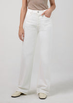 Annina Jeans in idyll